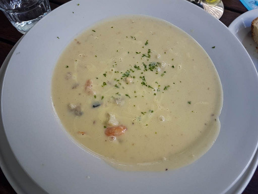 Soupe crémeuse aux fruits de mer